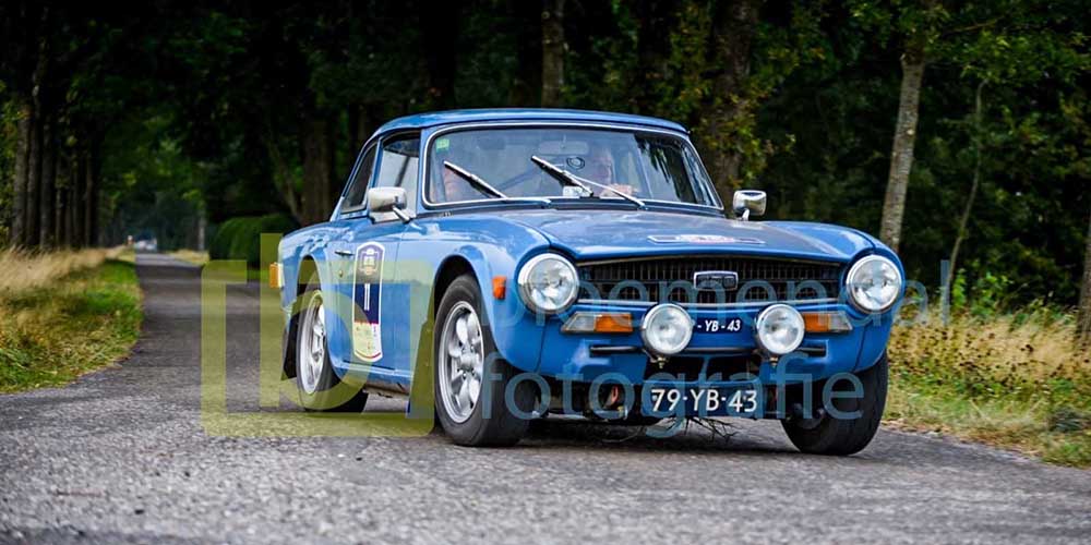 tr6