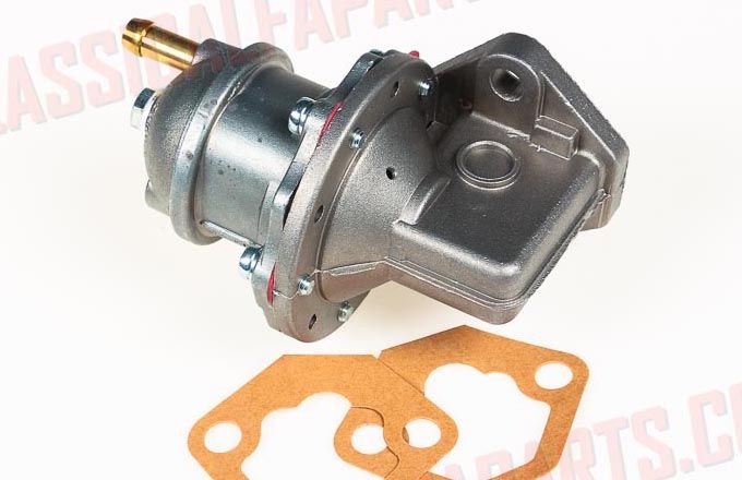 Benzinepomp van een carburateurmotor